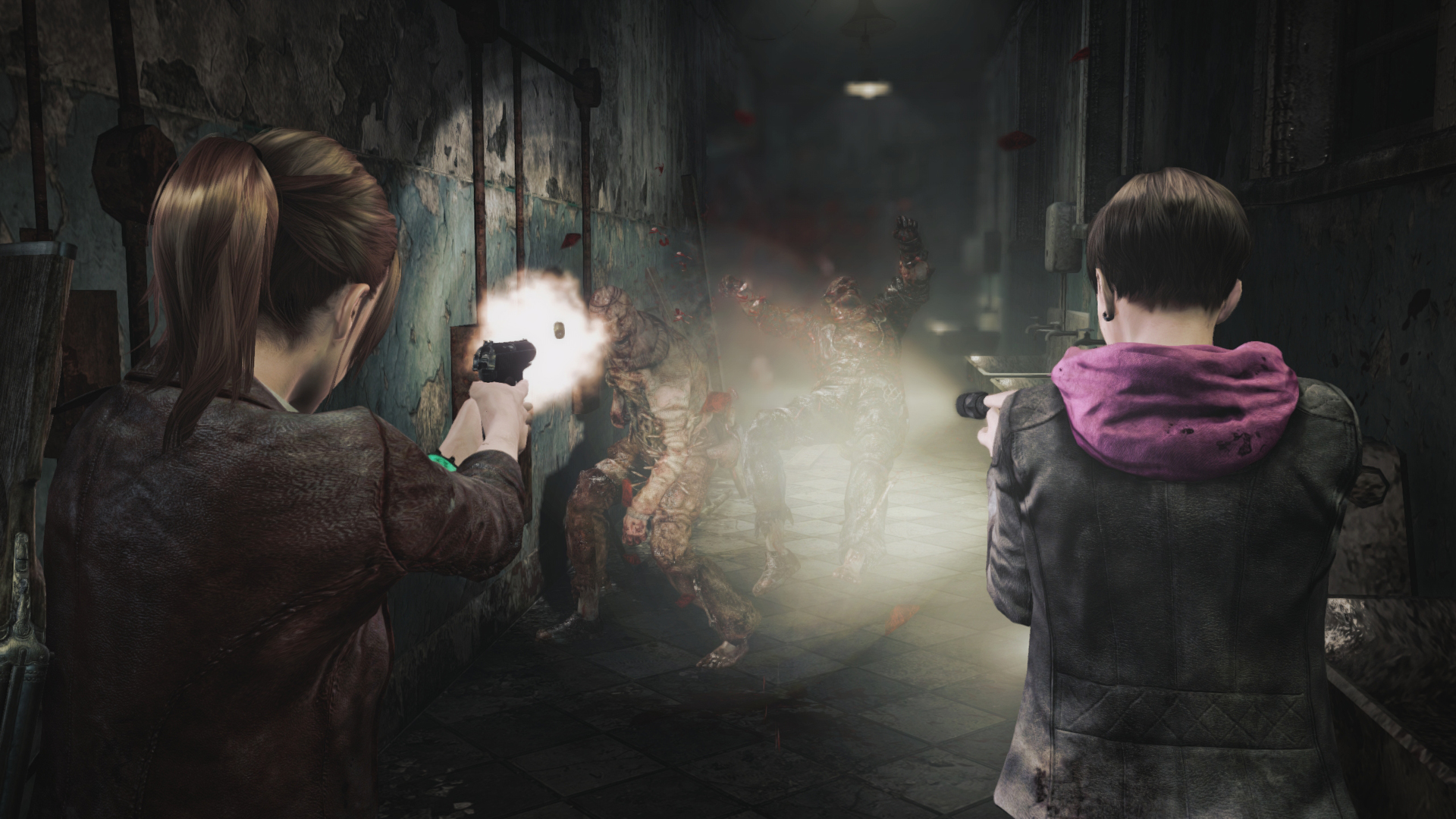 Resident Evil Revelations 2 gameplay screenshot 1